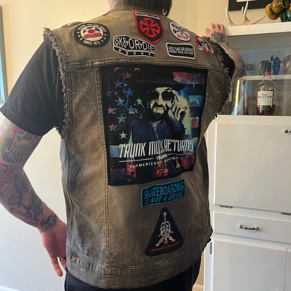 Custom made Upcycled Yelawolf denim vest Vintage Skateboard Patches Size Large - Picture 2 of 8